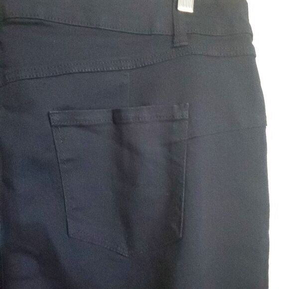 Avenue Black Skinny Tummy Control Jeans Size 18 AV - Picture 8 of 10